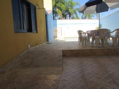 Balneario Gaivotas House | Stunning Casa with Pool - Steps from the Beach in Gaivota