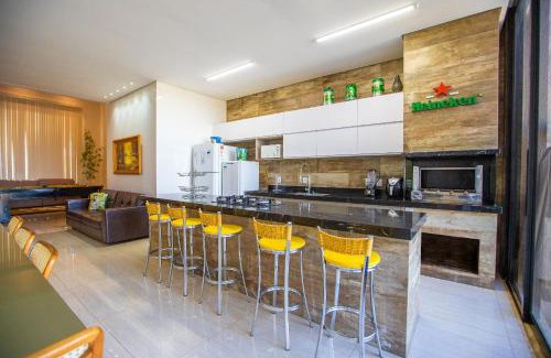Centro House | Relaxing Retreat: Casa with Pool in Exclusive Community