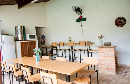 Morada da Praia House | Relaxing Getaway at Casa with Pool near Boracéia Beach