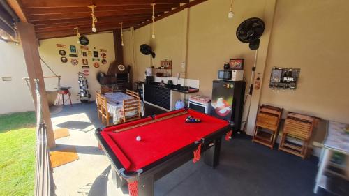 Brotas House | Cozy Casa with Private Rooms and Oceanfront Amenities