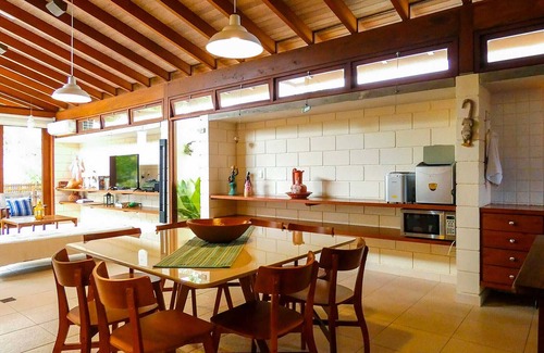 Guaeca House | Pet-Friendly Casa with Ocean View, Spa & Hot Tub in Guaecá