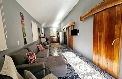 Las Lomas Apartment | Discover Casa Cariad: Family-Friendly Cottage by Playa Bejuco