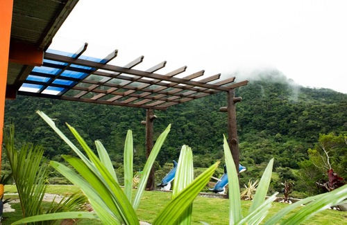 La Laguna Cabin | Reconnect with Nature at Casa Cabaña En La Laguna De San Carlos