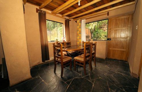 Urubamba House | Cozy Private Cabin in the Sacred Valley of Urubamba