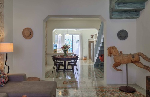 Barrio de Santiago House | Experience Casa Caballo: Art Deco Bliss by Santiago Park