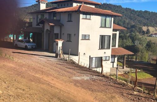 Mazamitla House | Experience Casa Cabana La Trinidad's Unique Charm Today