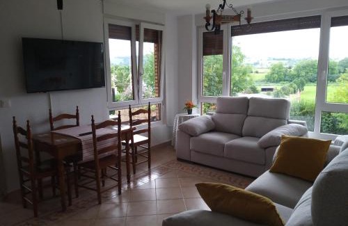Villaescusa House | Casa Cabarceno: Poolside Retreat with BBQ Amenities