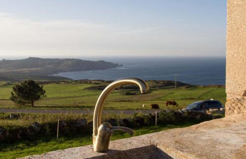 Frije House | Beachfront Bliss at Casa Cabo Tourinan - Rated 9/10!