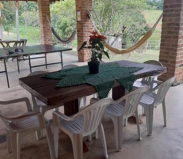 Bueno Brandao House | Pet-Friendly Casa Cabocla da Mantiqueira with Ocean Views