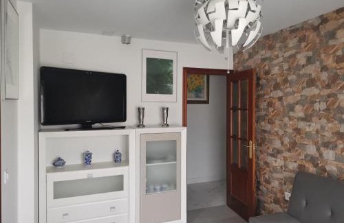 Meira Apartment | Cozy Casa Cadabón: Oceanfront Stay with 9.1/10 Rating