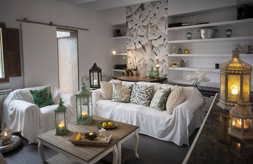 Selva House | Guest Rated: 9.6 Casa Caimari Double Room with Pool & Spa