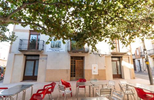 Benissanet Apartment | CASA CAL METGE: Family and Pet-Friendly Getaway