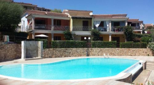 Maiorca House | Discover Casa Cala Sardegna Budoni with Pool & Pet-Friendly Stay