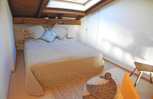 Brissago Apartment | Romantic Getaway at Casa Calebris with Pool & Pet-Friendly Amenities