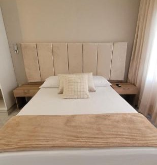 Caucasia Hotel | Budget-Friendly Casa Calina Hotel: Perfect for Families & Pets
