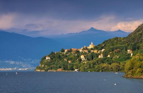 Pino Lago Maggiore House | Experience Oceanfront Bliss at Casa Calma Hotel