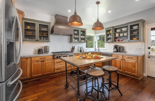 Santa Ynez House | Experience Casa Calzada: Your Private Oasis by the Ocean