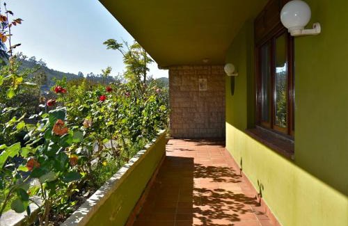 Alfoz de Lloredo House | Family-Friendly Retreat at Casa Camelia - 4-Star Comfort