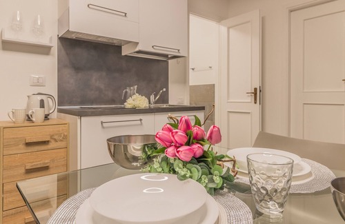 Varenna Apartment | Scenic Casa Camelia Varenna with Oceanfront Views