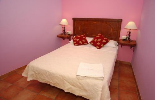 Vilafranca House | Pet-Friendly Retreat at Casa Cami Real with High Ratings