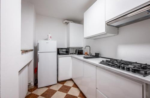 Parma City Centre Apartment | Artistic Arty Suite at Casa Camilla in Historic Center