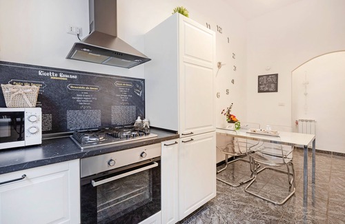 Tuscolano House | Welcoming Casa Camilla: A Home Away from Home