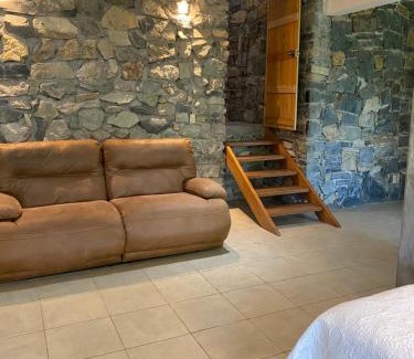 Xilitla Bed & Breakfast | Discover Casa Camino a las Pozas: Family-Friendly Retreat