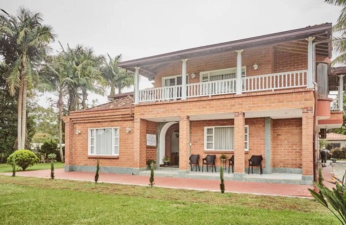 Rionegro Apartment | Family-Friendly Casa Campestre Andalucía #3 for Your Getaway