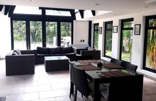 Girardot House | Relaxing Casa Campestre with Private Pool at El Peñon