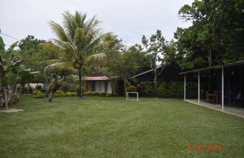 Bugalagrande House | Guest Rated 10/10: Casa Campestre El Encanto with Ocean View