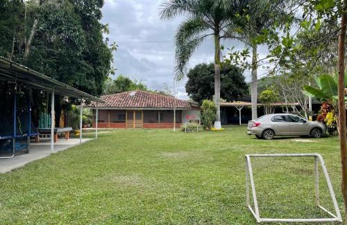 Bugalagrande House | Guest Rated 10/10: Casa Campestre El Encanto with Ocean View