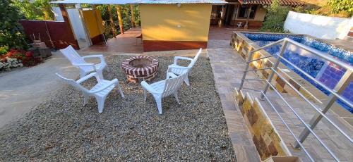 Curiti House | Rustic Retreat at CASA CAMPESTRE Villa Carolina with Ocean Views