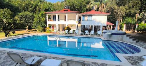 Melgar House | Casa Campestre Villa Gloria Melgar