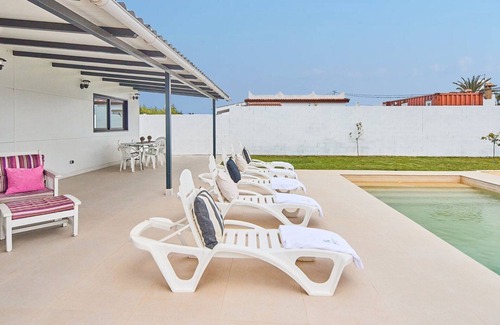 Campano Villa | Idyllic Casa Campo with Pool & Ocean Views in Conil