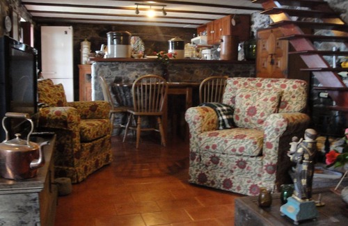 Calheta House | Discover Casa Campo dos Falcões: Guest Rated 10/10 Escape