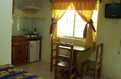 Olmue Cabin | Family-Friendly Casa Campo Los Olivos with Pool & Breakfast
