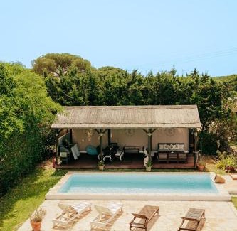 Puerto Real Villa | Oceanfront Casa Dehesa de las Yeguas: 4-Star Getaway