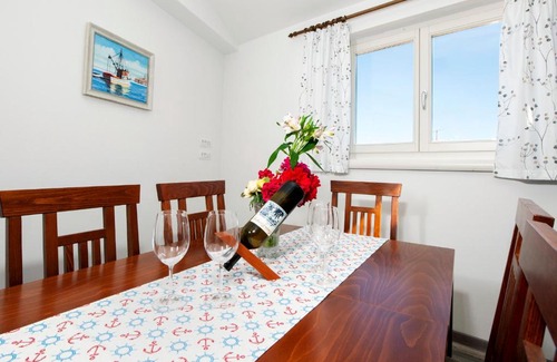 Rovinj Apartment | Top-Rated Casa Campus: Family-Friendly Comfort Awaits