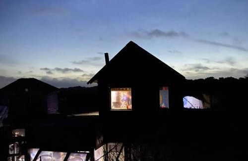 Barra de Valizas House | Discover Casa Candombe y Mar: Oceanfront Escape Awaiting