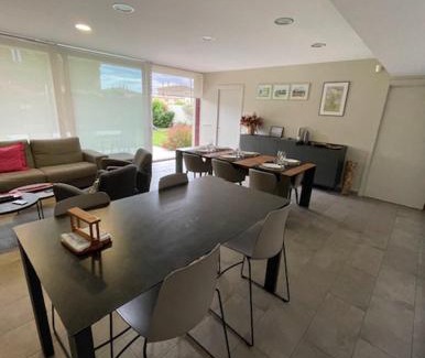 Navata House | Family-Friendly Retreat at Casa Canigó Navata