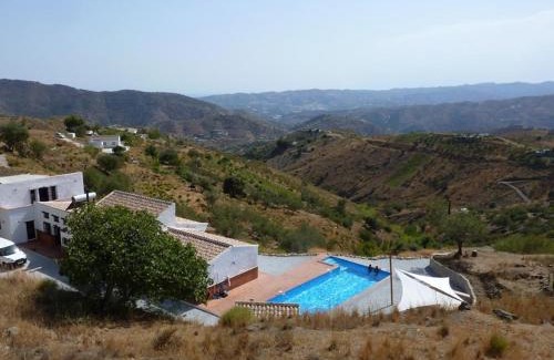 Canillas de Aceituno House | Discover Casa Canillas Bo: Family-Friendly with Pool Access