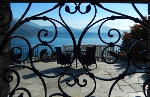 Cannobio Apartment | Beautiful Casa Cannobio Carmine with Pool & Ocean View
