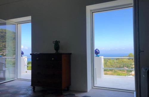 Tiberio House | Experience Casa Cantasol in Beautiful Capri: 9.1/10 Rated!