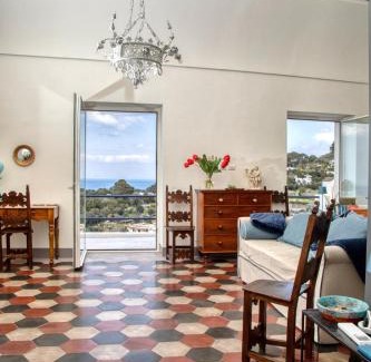 Tiberio House | Experience Casa Cantasol in Beautiful Capri: 9.1/10 Rated!