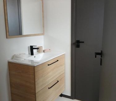 Ponta do Sol Apartment | Family-Friendly Stay at Manuel de Jésus Andrade Santos