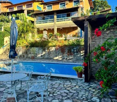 Novo Gravata House | Casa Cantinho da Paz: Relax by the Pool with Family & Pets