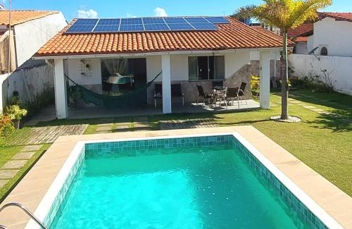 Arembepe House | Casa Cantinho de Arembepe: Poolside Retreat in Bahia