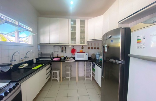 Parafuso House | Relax at Casa Canto do Mar: Beach and Lagoon Getaway