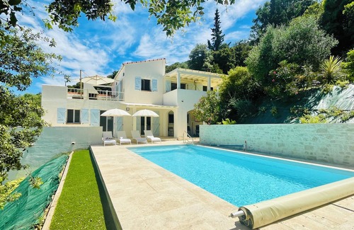 Casaglione House | Casa Capanali In 1ha of nature, private pool seaview.