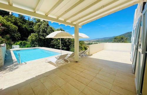 Casaglione House | Casa Capanali In 1ha of nature, private pool seaview.